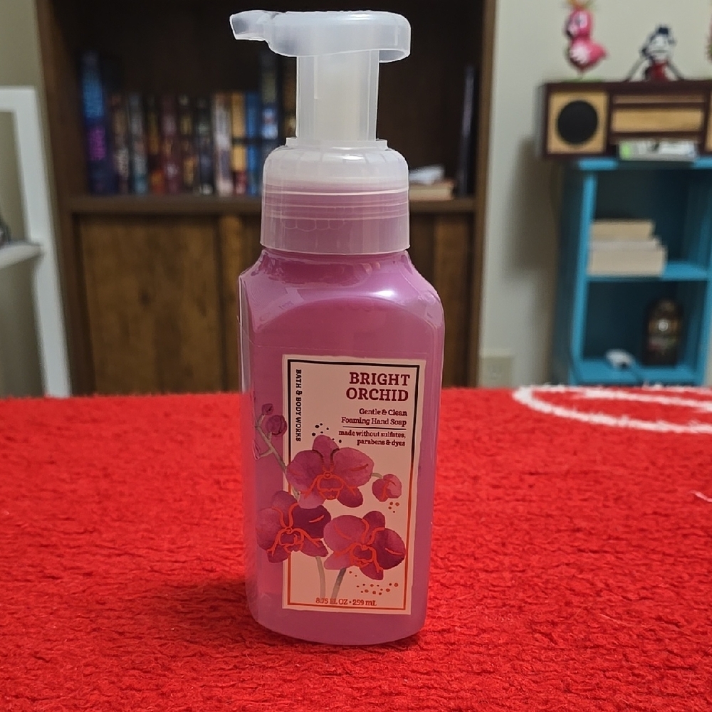 Bright Orchid Foaming Hand Soap